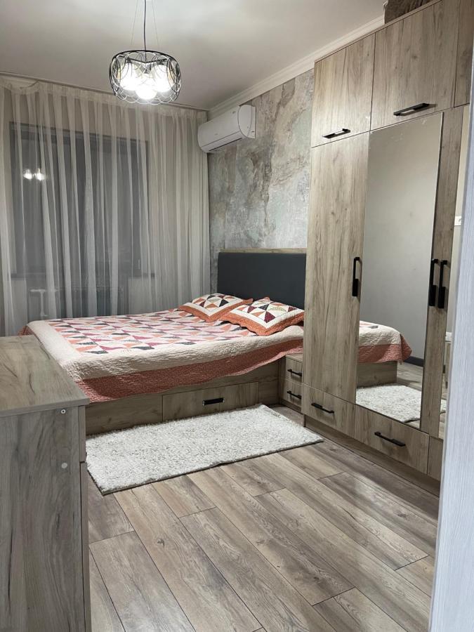 Apartment Tashkent 3 Bedrooms Exterior photo